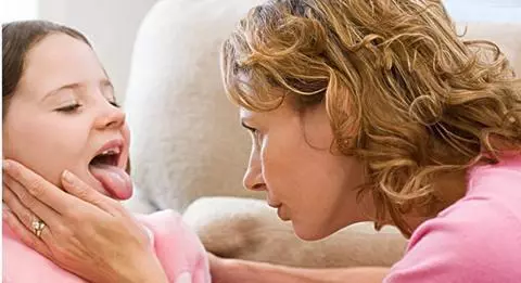 手足口病“高峰年”寶媽如何做預(yù)防