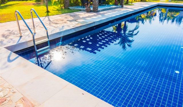 游泳時不想和別人交換細菌 該注意啥?