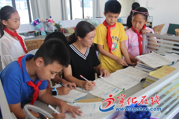 王喜迎:當好學生成長的引路人