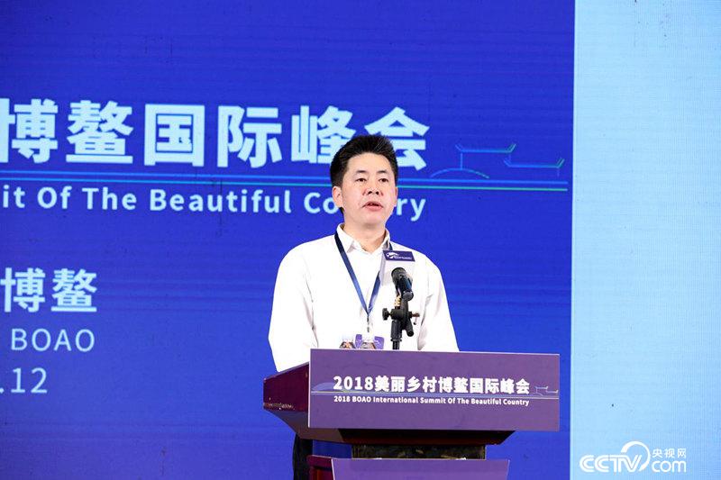 重慶市南川區(qū)委常委朱高云作最美推薦(李文亮/攝)