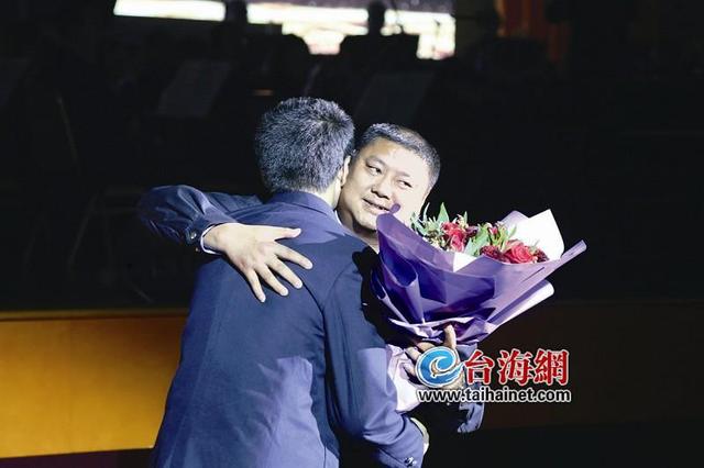 慶祝改革開放四十周年，廈門公交人唱響激情年華