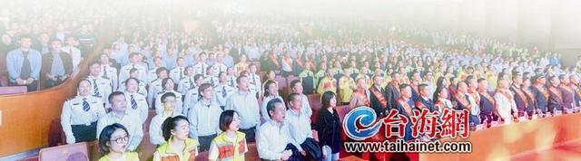 慶祝改革開放四十周年，廈門公交人唱響激情年華