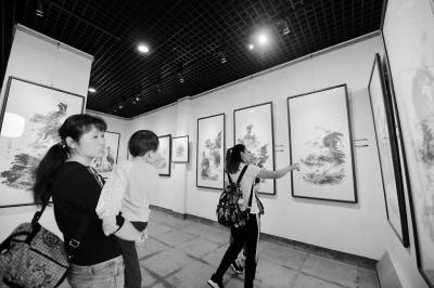 南安：他投入百萬提供場所 家鄉古山村有了書苑