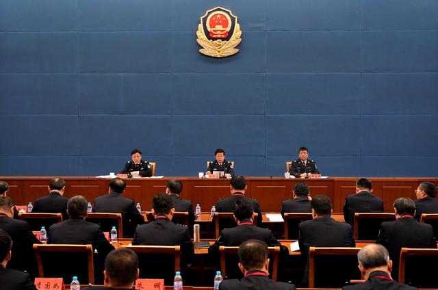 趙克志在全國公安國保榮譽證章頒發儀式上強調 鍛造忠誠警魂 強化責任擔當 堅決維護國家政治安全和社會穩定