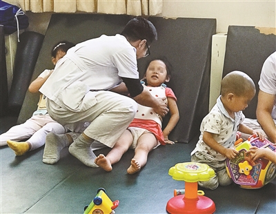 女童出意外致截癱一天籌款60萬 母親退捐感動網友