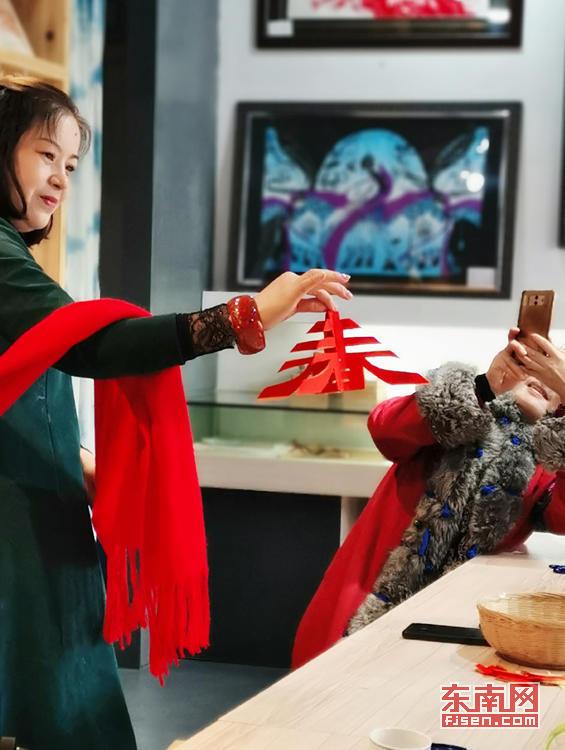 柘榮剪紙文創館舉辦剪紙藝術體驗活動