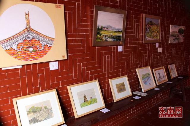 花海暢游 泉州洛江虹山油菜花文化節(jié)開(kāi)幕