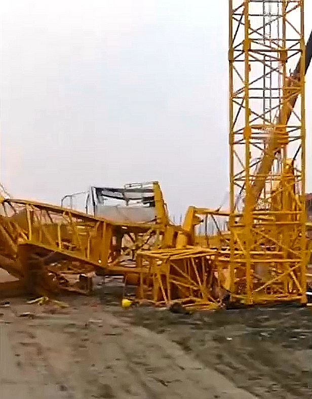 江蘇南通一工地發生塔吊折彎致事故 致3死1傷