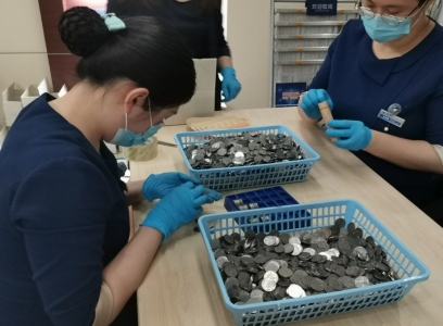 40袋硬幣換紙幣 銀行調配4名員工一周才能清點完