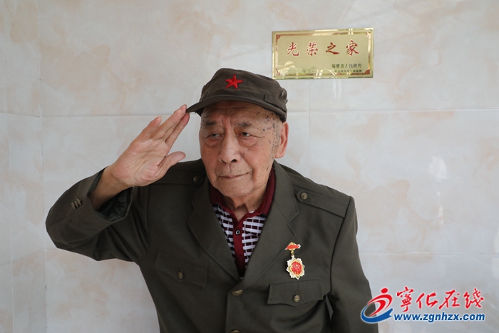 【風展紅旗如畫】頭嵌彈片的功臣