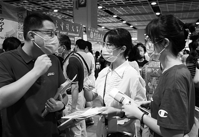 大學專業該怎么選？聽聽這些專業選擇故事，或許能給你啟發