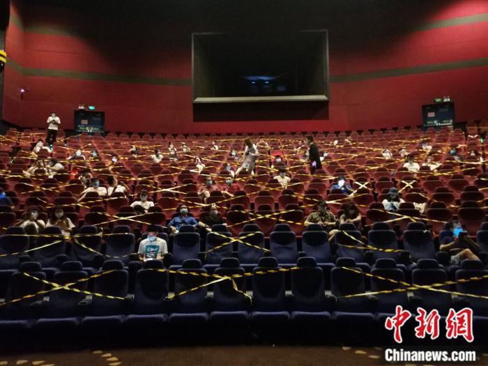 多家影視公司發布半年報：面對業績下滑，積極求變