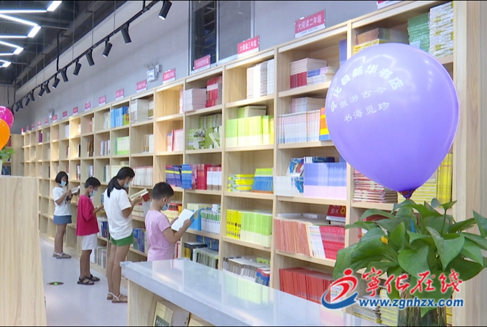 假期“新時尚”，寧化市民享受讀書樂趣