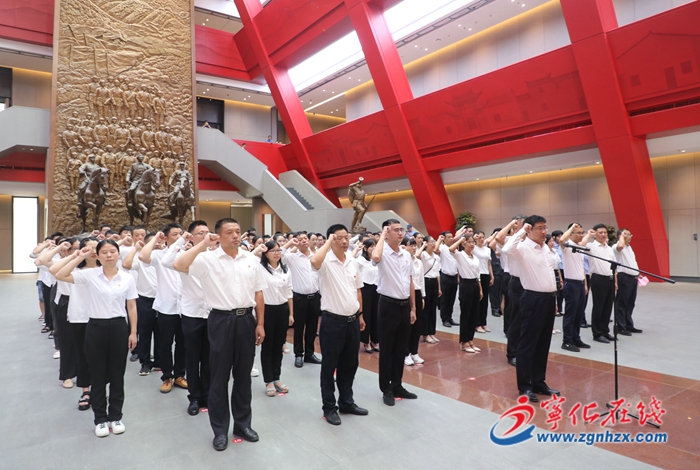 寧化開展新黨員代表入黨宣誓活動