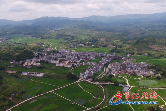 寧化:“百名導(dǎo)師扶百村”行動(dòng)助力鄉(xiāng)村振興