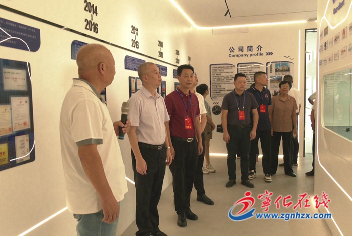 明溪縣選出的部分三明市人大代表到寧化縣開展調(diào)研