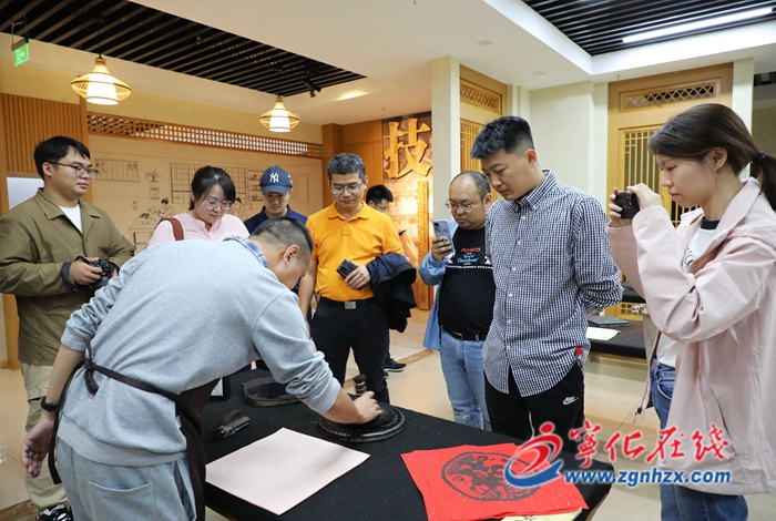 中央媒體青年編輯記者增強“四力”教育實踐采訪團深入寧化開展集中采訪