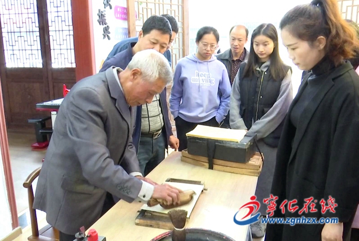 學習貫徹習近平新時代中國特色社會主義思想主題教育“五講五問”巡回宣講活動走進方田