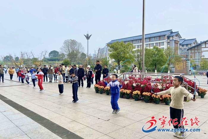 寧化120名小學生參加競速跳繩比賽