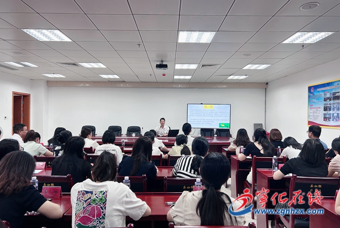 “最美家庭”用愛(ài)溫暖身邊人