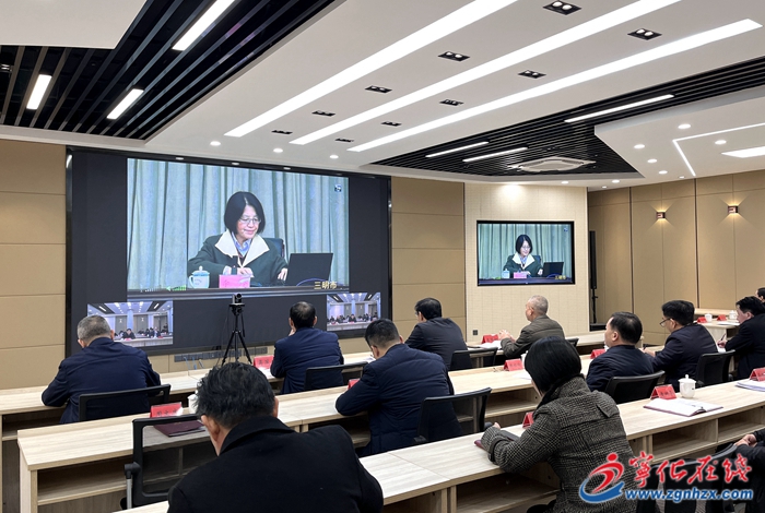 寧化收聽收看市委理論中心組學(xué)習(xí)會(huì)暨三明講壇