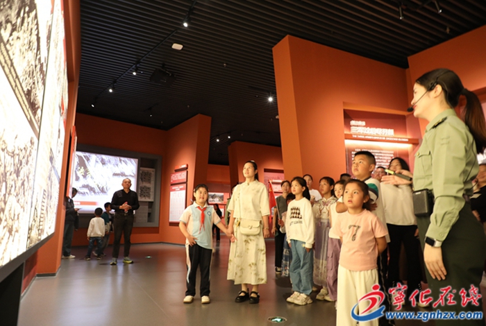 寧化:國(guó)慶假期紅色旅游別樣紅