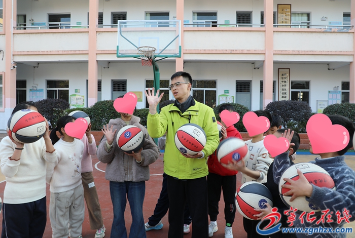 匯聚愛心，護航留守兒童健康成長