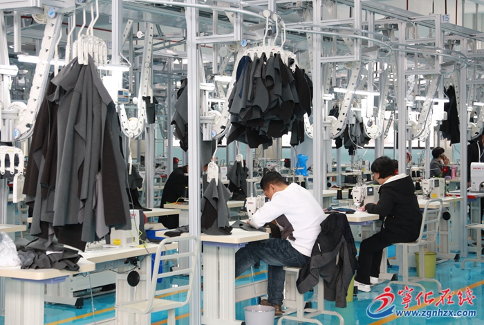 四領(lǐng)一促|(zhì)寧化:企業(yè)開(kāi)工忙生產(chǎn) 全力奮戰(zhàn)“開(kāi)門(mén)紅”