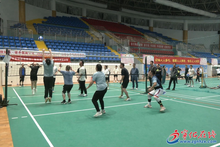 寧化縣舉辦2024年慶“三八”社區女子氣排球比賽