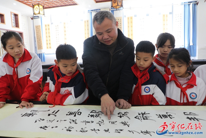 “黨建+” 護航留守兒童健康成長