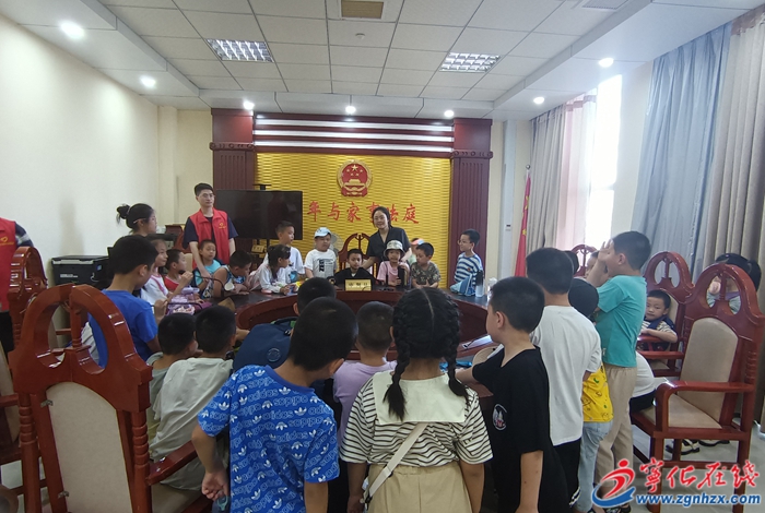 2024年縣總工會職工子女暑托班結(jié)業(yè)