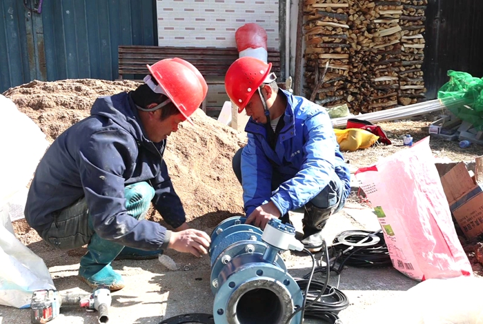 寧化曹坊：加快安全飲用水提升改造增收項(xiàng)目建設(shè)