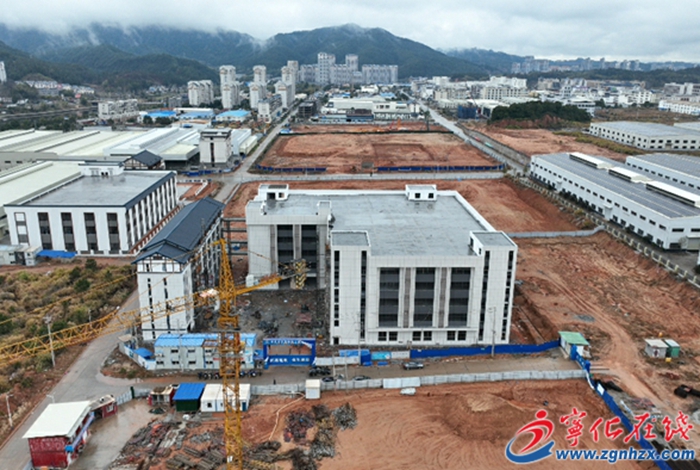 寧化:三煌智能嬰童家居用品生產項目進入收尾階段