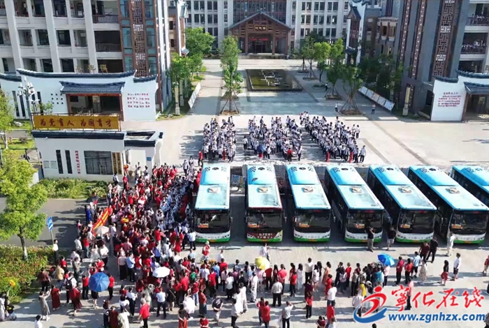 寧化：考場(chǎng)外的溫情守候