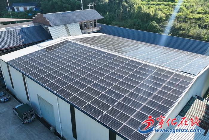 安樂鎮(zhèn)：書記領(lǐng)辦項目 光伏助力鄉(xiāng)村振興