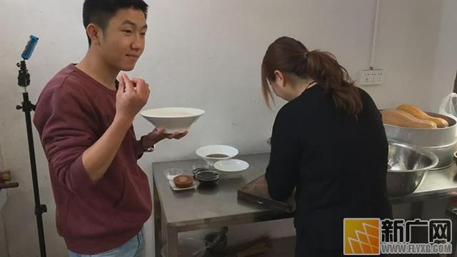 地道《滇味》直播膾炙人口 云南美食“網絡”天下吃貨