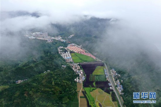 河南欒川:鉬都“破繭”脫困 變身旅游大縣